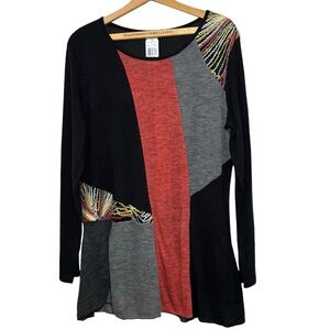 New This & That lightweight lined swing tunic top color block. Women’s XXL